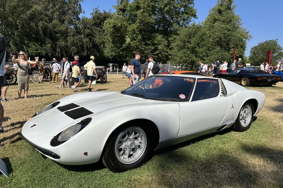 1968 Lamborghini Miura P400 (in white)