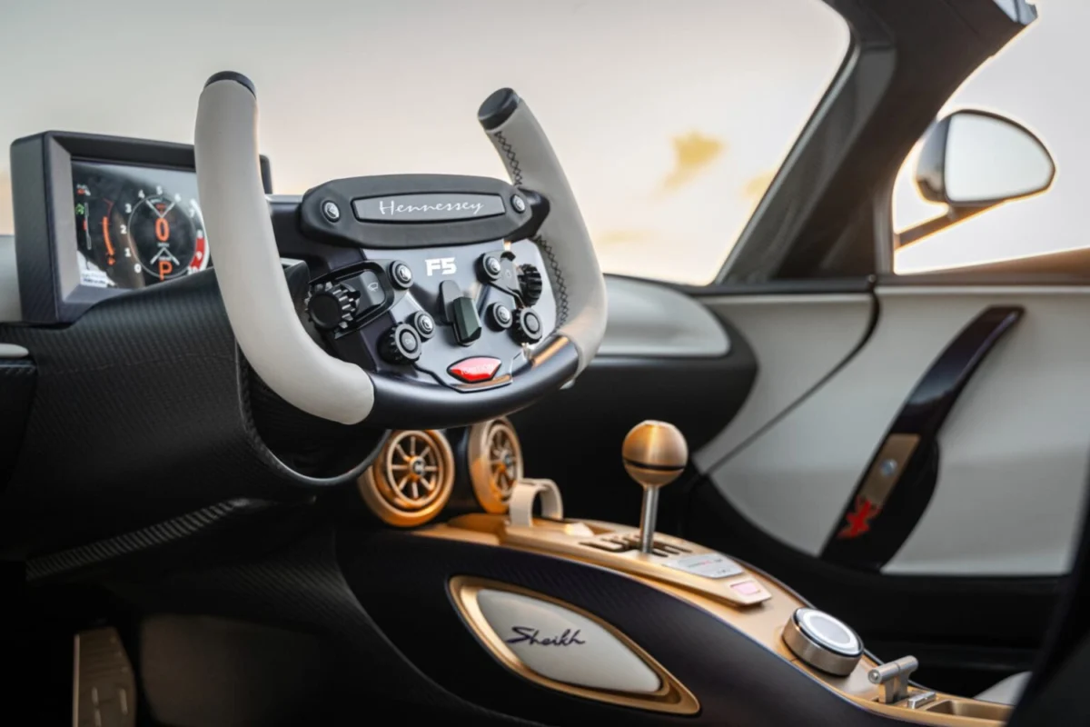 Hennessey Venom F5-M - interior