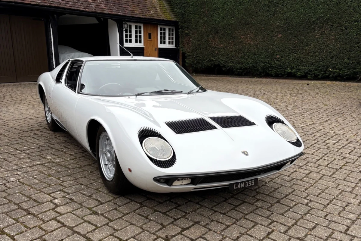 1968 Lamborghini Miura - White Collection