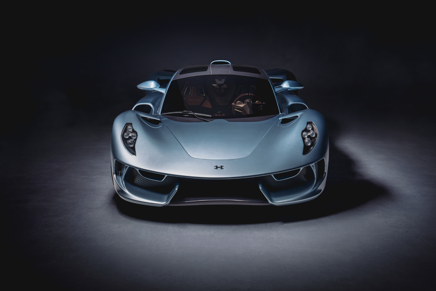Hennessey-Blackbird-front