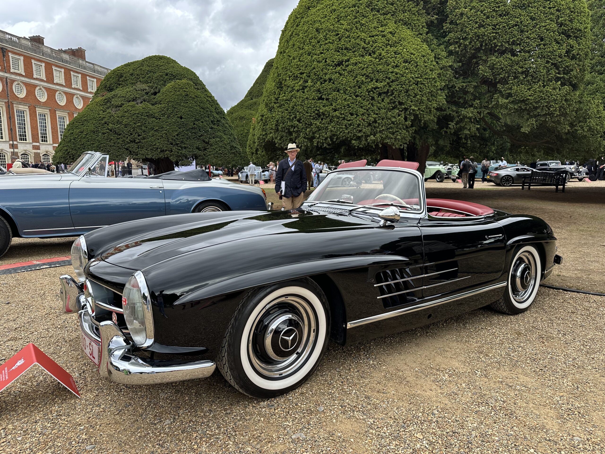 1957 Mercedes-Benz 300 SL Roadster at Concours of Elegance 2026