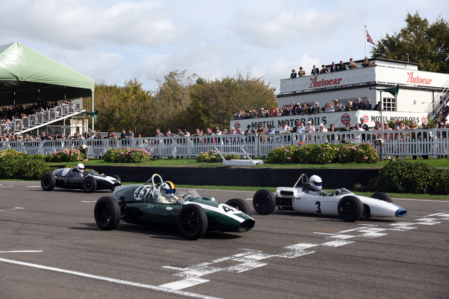 On track action at the 2026 Goodwood Revival. Ph. by PA Media. (2)