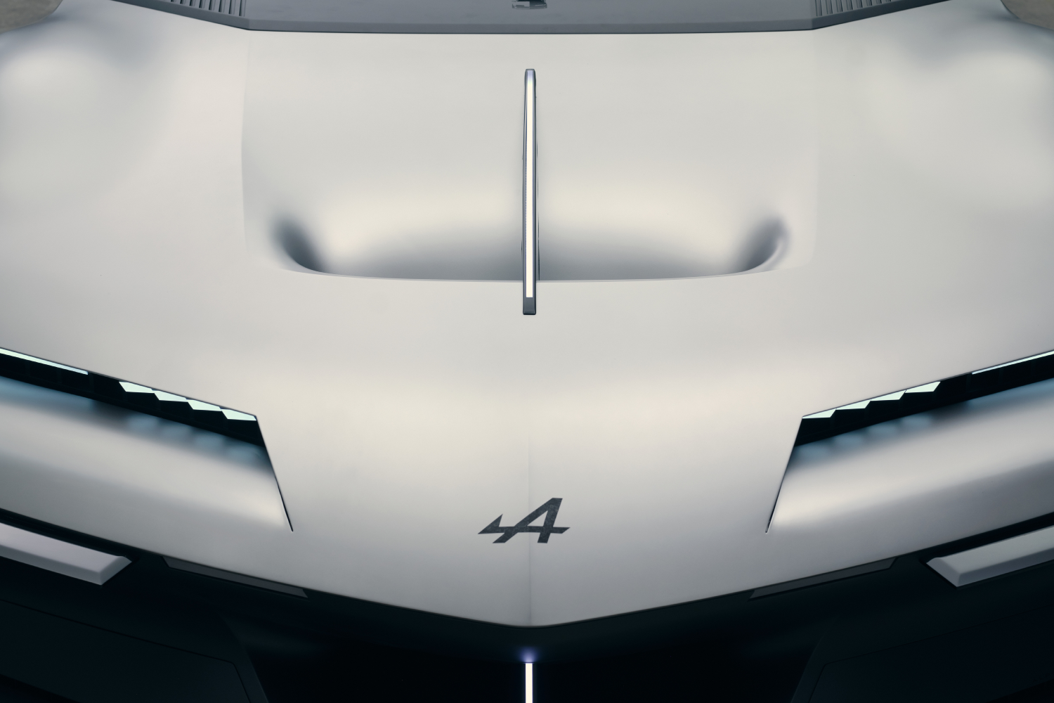 Alpine A310 VISION - Bonnet Design