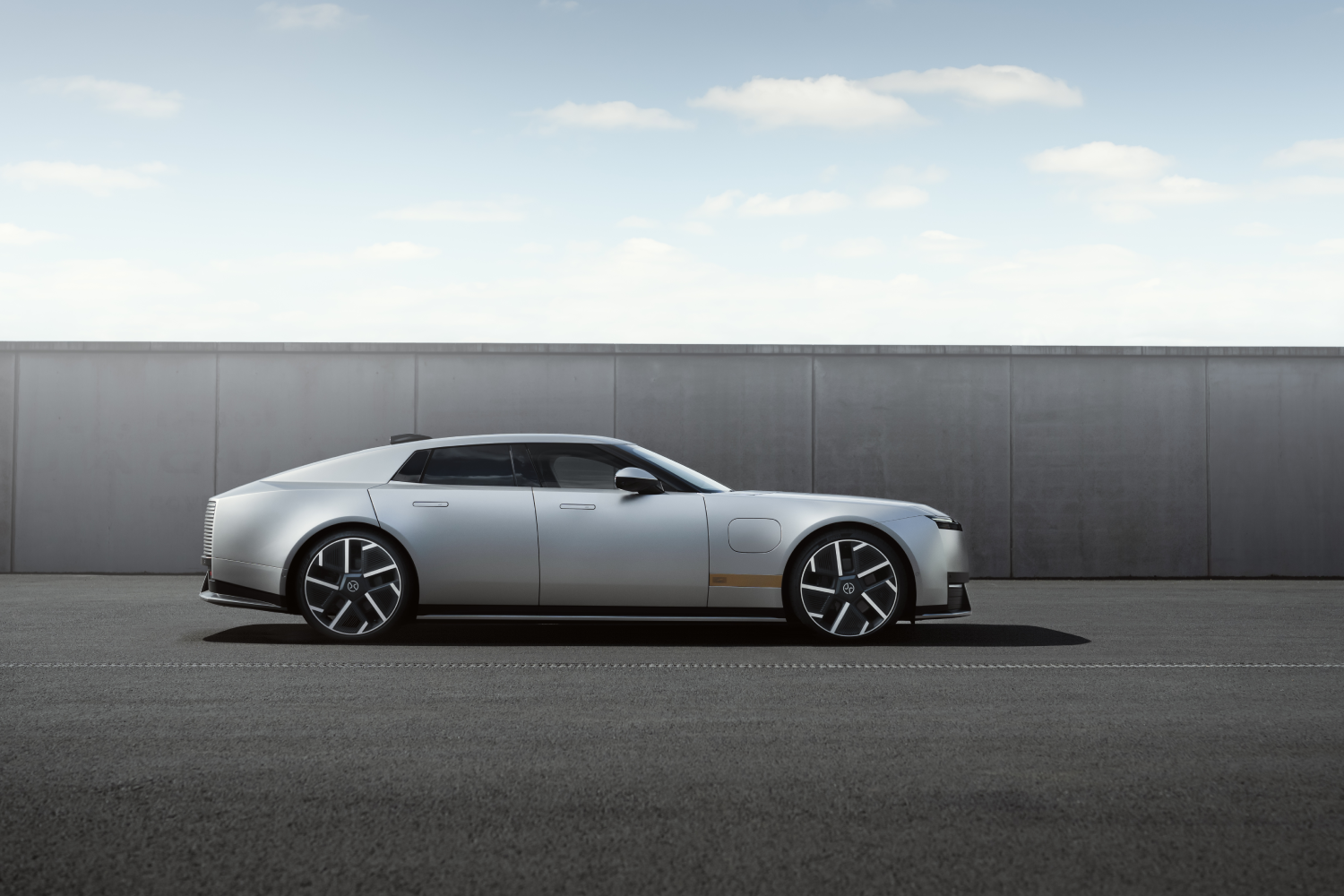 Jaguar Type 01 - right side