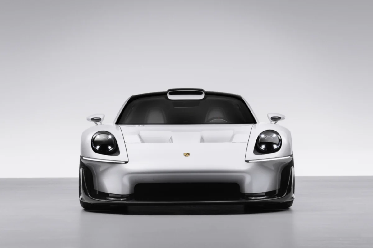 Porsche Mission S - front